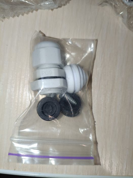 Сальники (кабельні вводи)