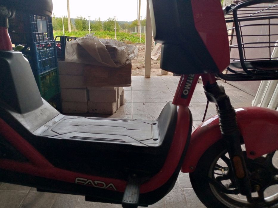 Електроскутер FADA