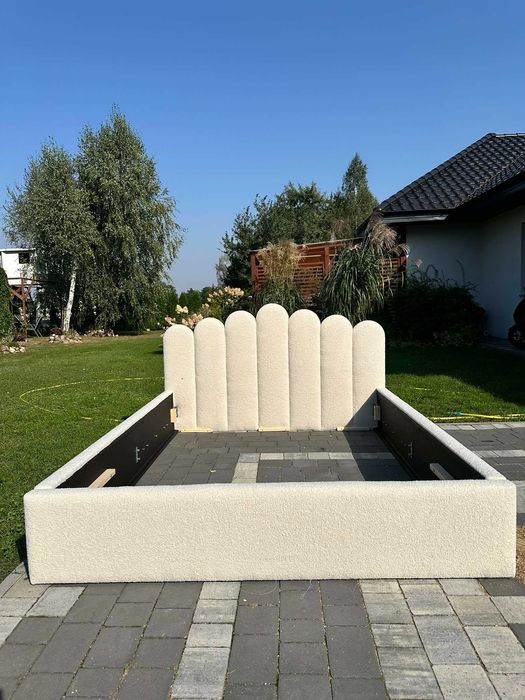 Łóżko tapicerowane RIO 160x200 z pojemnikiem na pościel + stelaż