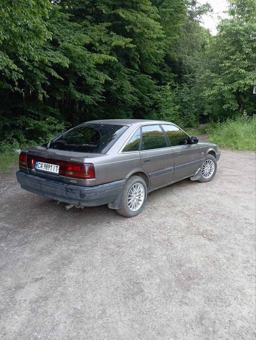 Продам автомобіль Mazda 626 GD