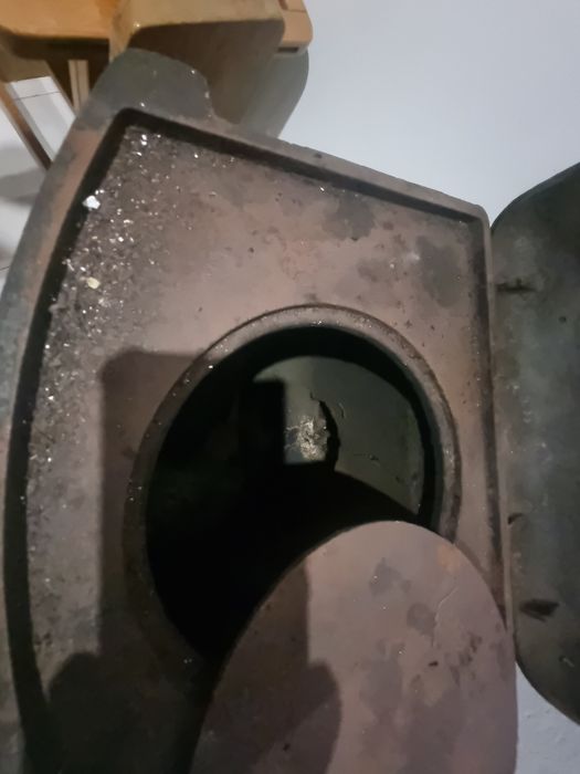 Salamandra  Flamoliva totalmente em ferro