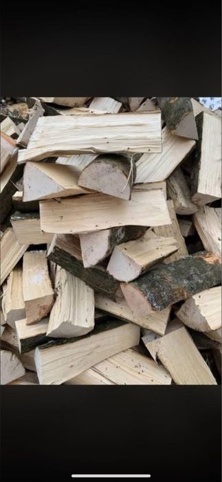 Дрова рубані бук дуб граб пісок щебінь зрізання аварійних дерев