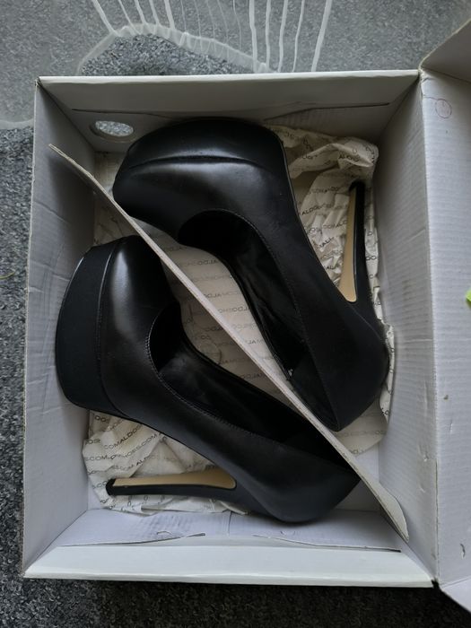 Szpilki ALDO na platformie skóra naturalna r 38