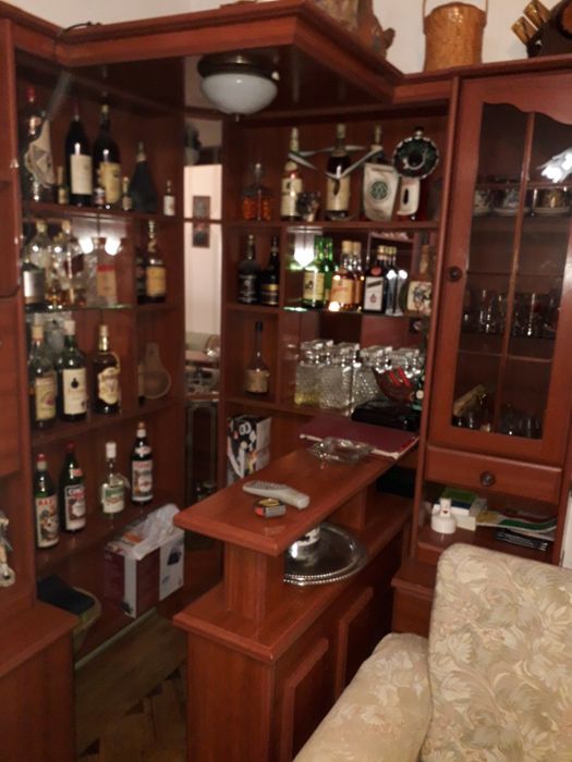 Móvel de sala com bar