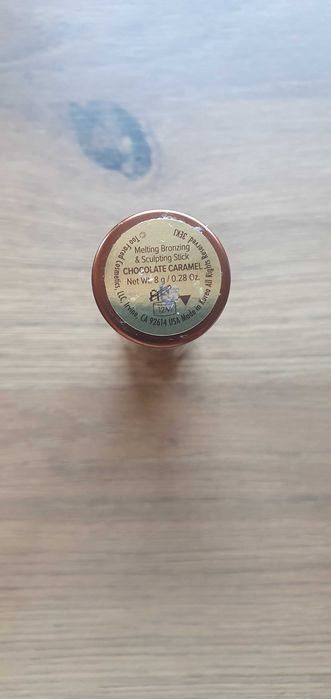 Too Faced bronzer sztyft brązujący