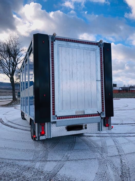 Sprzedam nową zabudowe do żywca