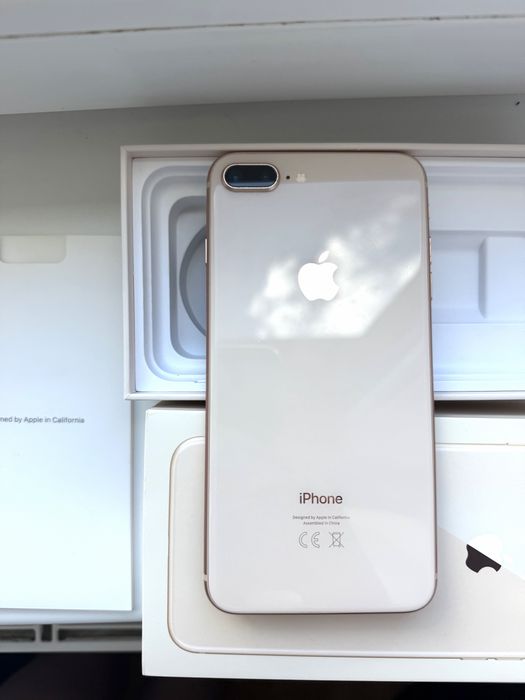 iPhone 8 plus gold 64GB 79% bateria