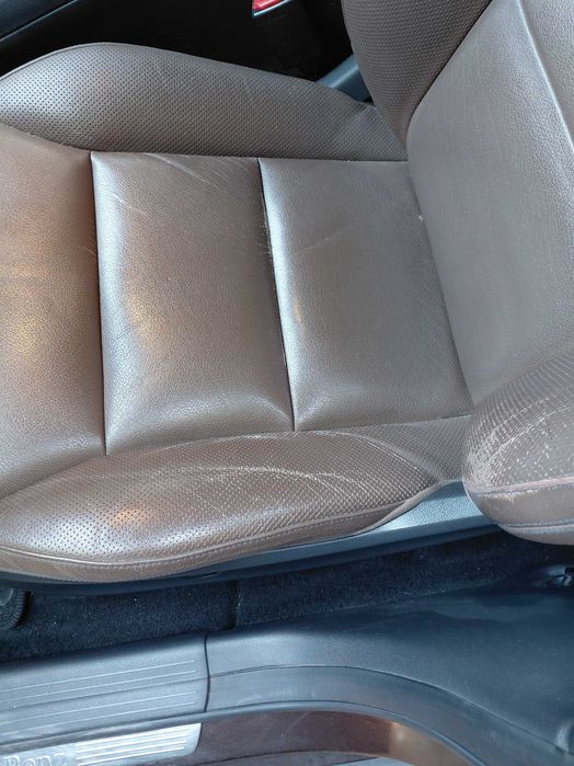 Syndyk sprzeda samochód Mercedes-Benz GLA 250