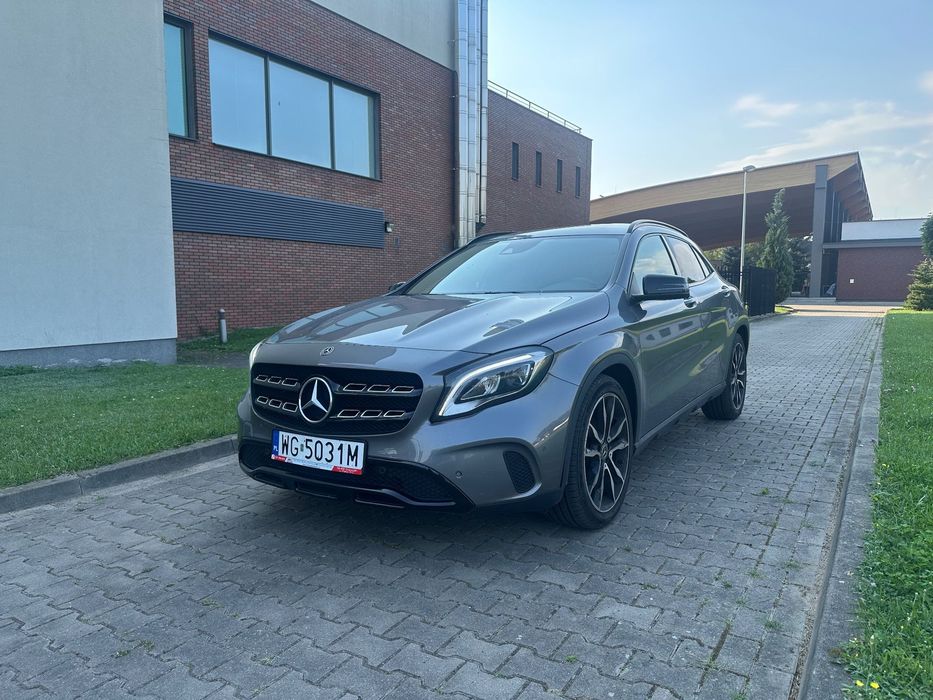 Mercedes-Benz GLA