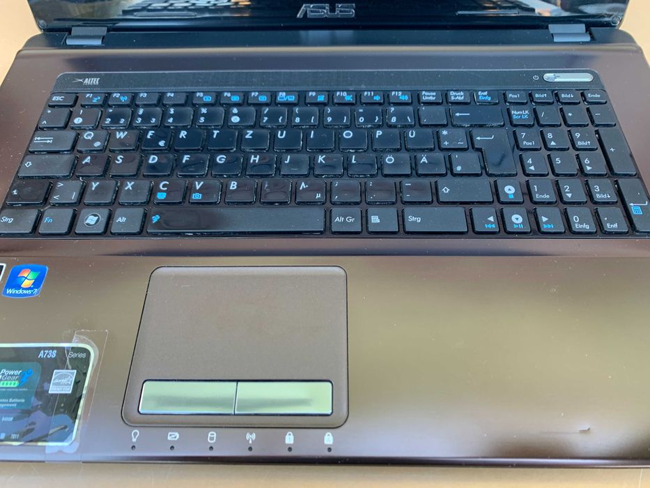 Laptop 17,3" Asus A73S Windows 7