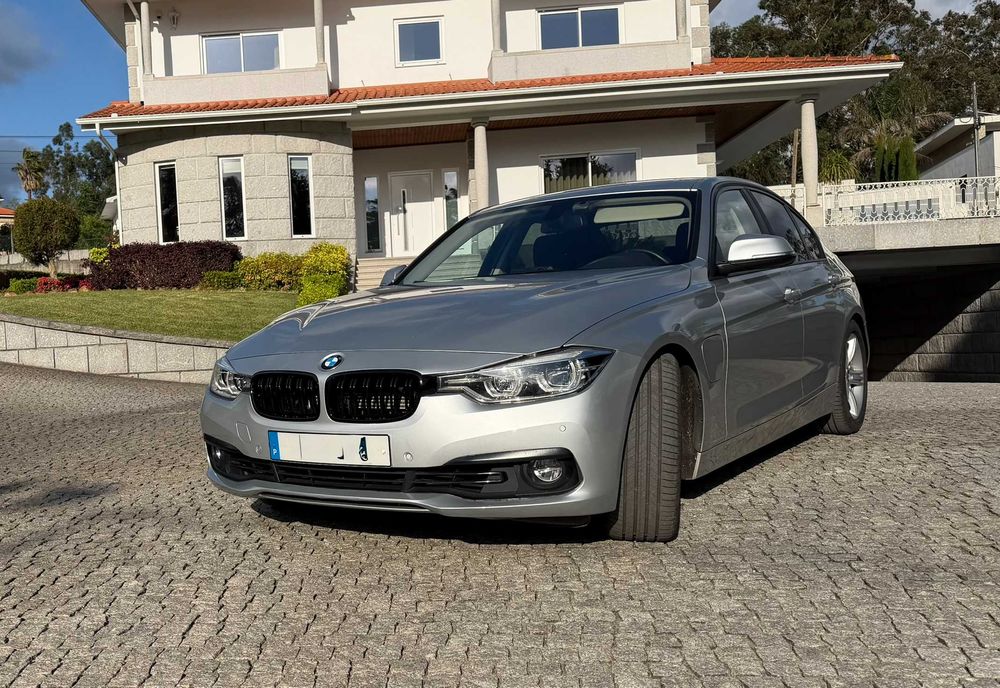 BMW 330e F30 2018