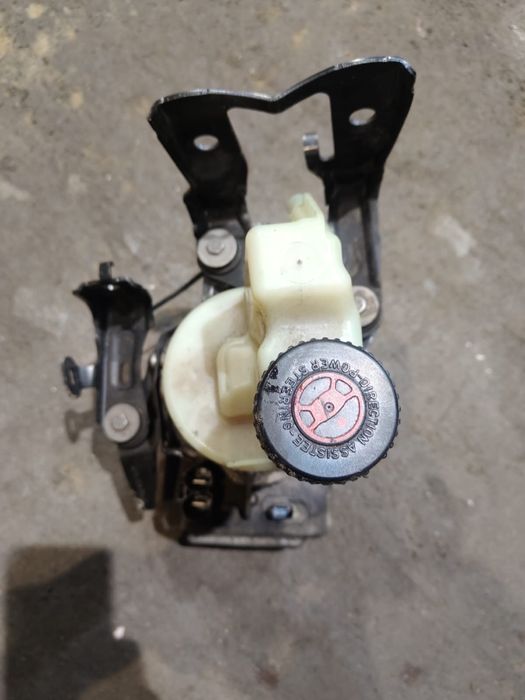 Pompa wspomagania Renault Trafic 3 opel vivaro