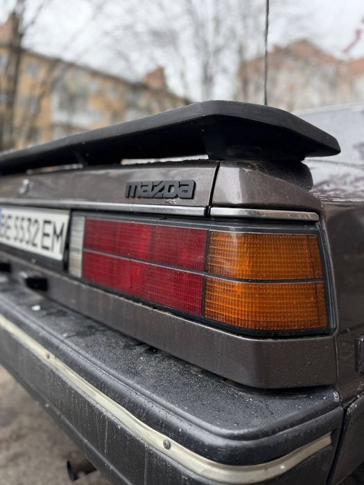 Mazda 929 (cosmo hb)