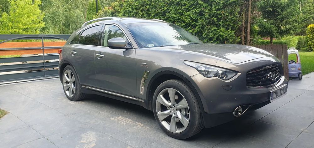 Infiniti FX Fx 50s v8 gaz salon bezwypadek