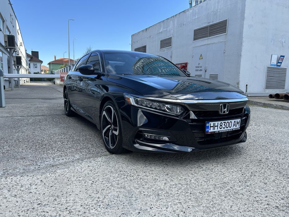 Honda Accord 2019 VIN 1HGCV1F3XLA037918 фото оголошення 2 з 10
