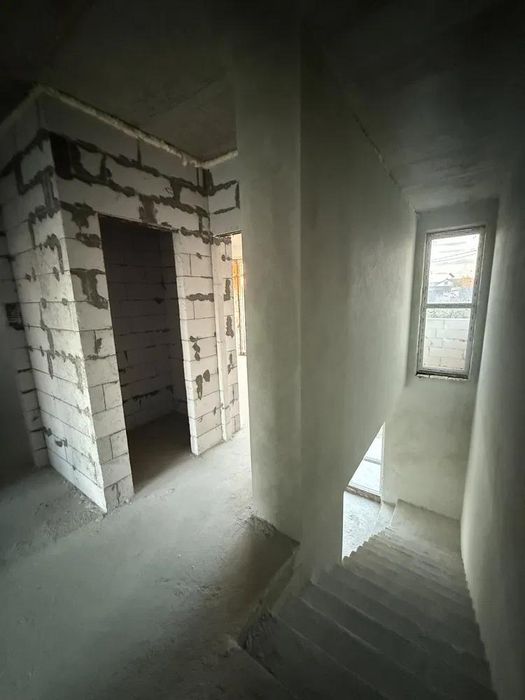 Котедж з ділянкою 3 сотки вул.Сірка 41А, с Зимна Вода