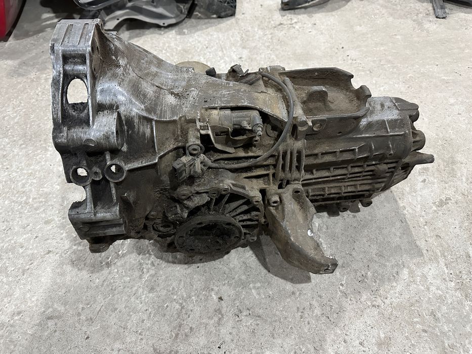 Коробка передач  КПП VW Volkswagen Passat b5 Audi  DHZ