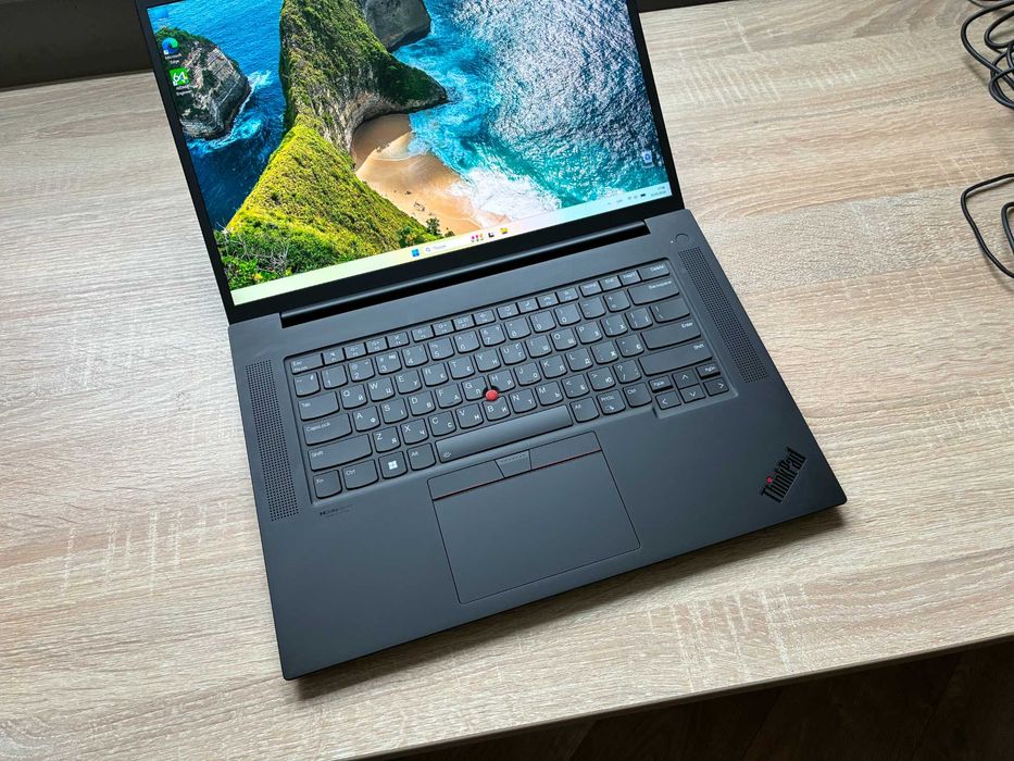 2024p. Lenovo ThinkPad P1 Gen5  Intel® і7 _1000gb SSD_ 4K дисплей_ 32gb DDR5_ Nvidia_ 97% Батарея