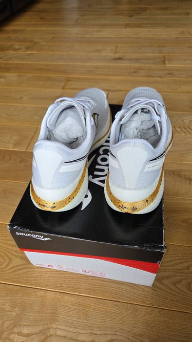 Saucony Endorphin Speed 3, r44