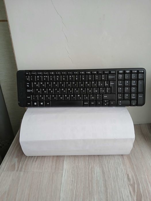 Клавиатура Logitech беспроводная