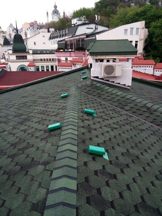 Ремонт криші. Частковий ремонт