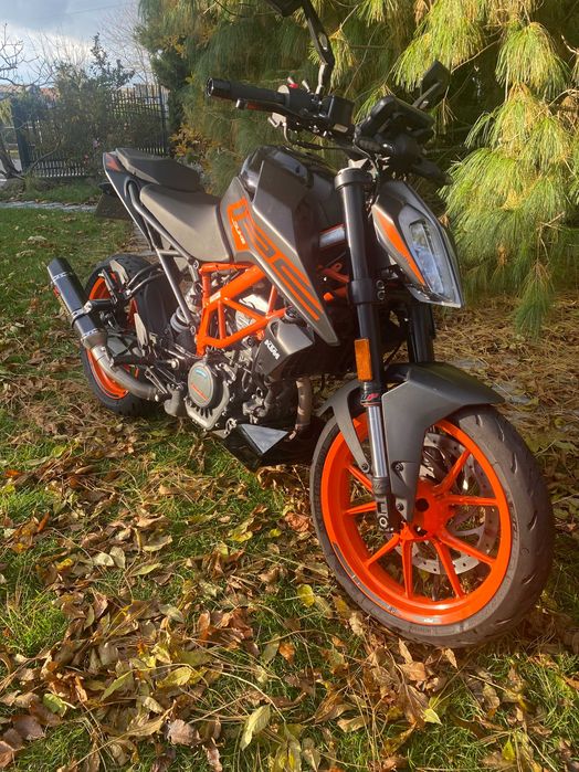 Ktm duke 125  2021r NISKI PRZEBIEG