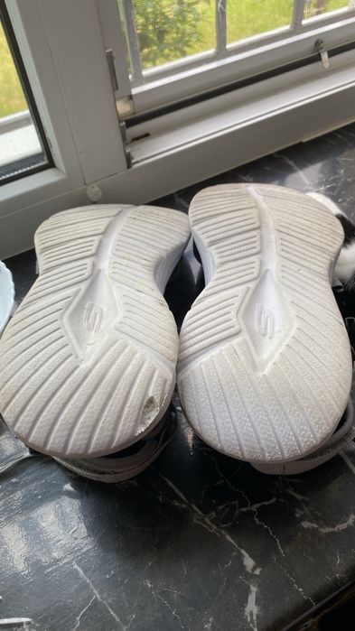 Босоніжки Skechers 42р (підліткові ,чоловічі)