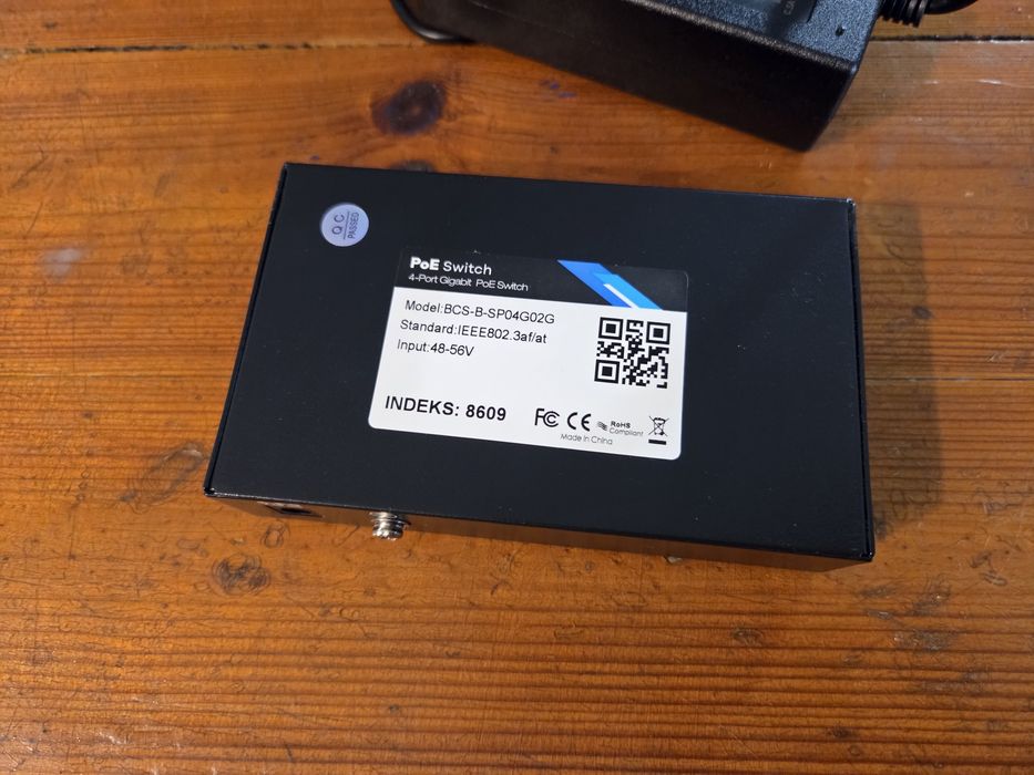 Switch PoE Gigabit  BCS-B-SP04G02G