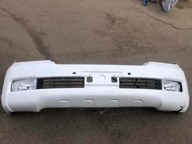 продам бампер передний toyota land criiser 200