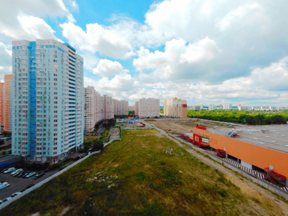 Свободна VIP посуточно почасово Драгоманова 2Б Позняки видовая Ашан