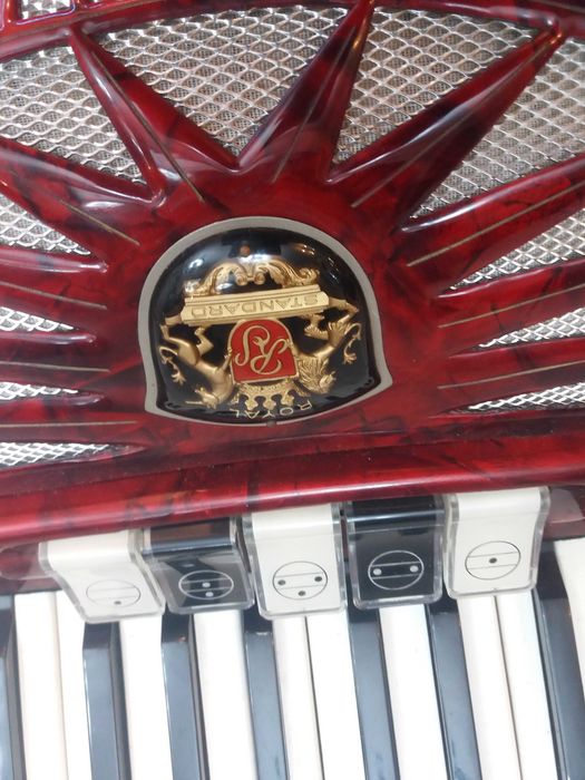 Acordeon royalstandard capella nr 0002 serie