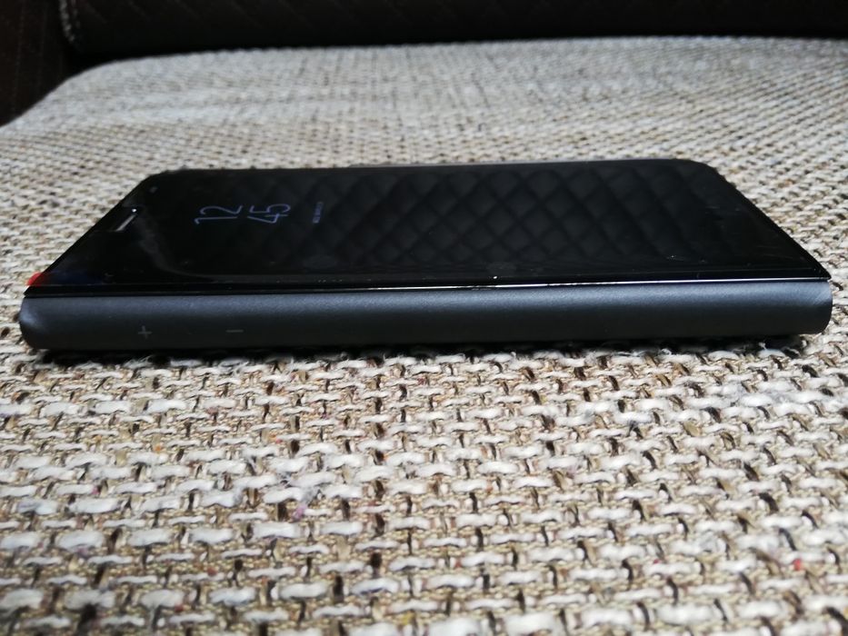 Etui SAMSUNG GALAXY J7 Clear View xFlip