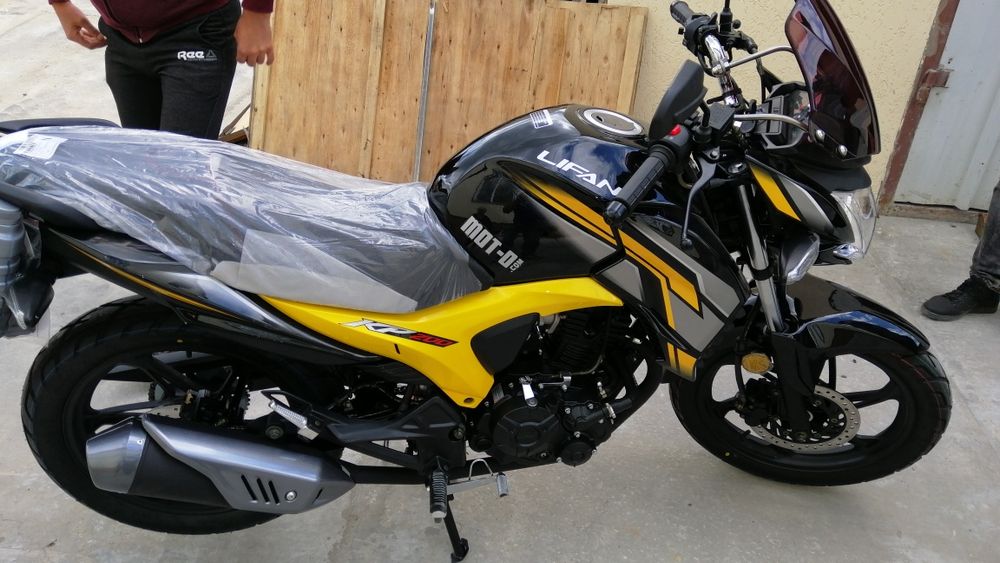 Мотоцикл 2025 Lifan kp200