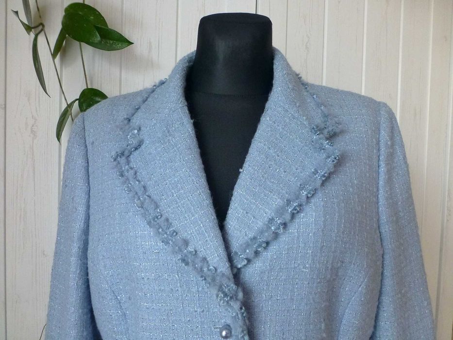 Viyella lekki krótki żakiet z przędzy boucle z rękawem 3/4 44