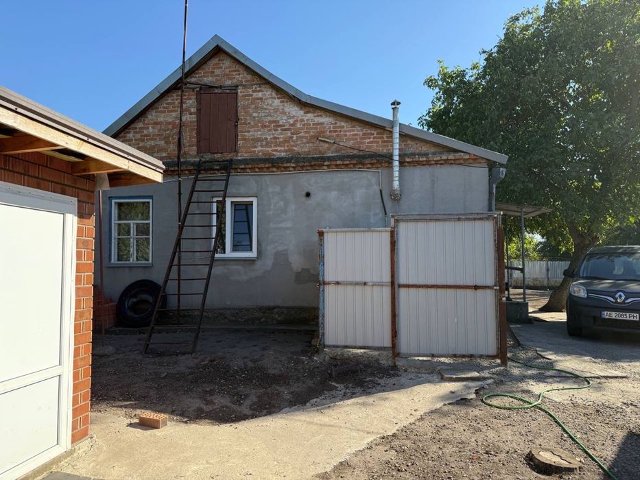 Продам совместные два дома!