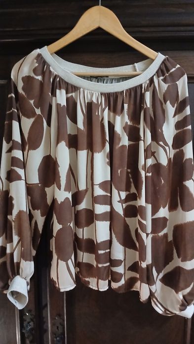 Blusa em viscose estampada tam. L