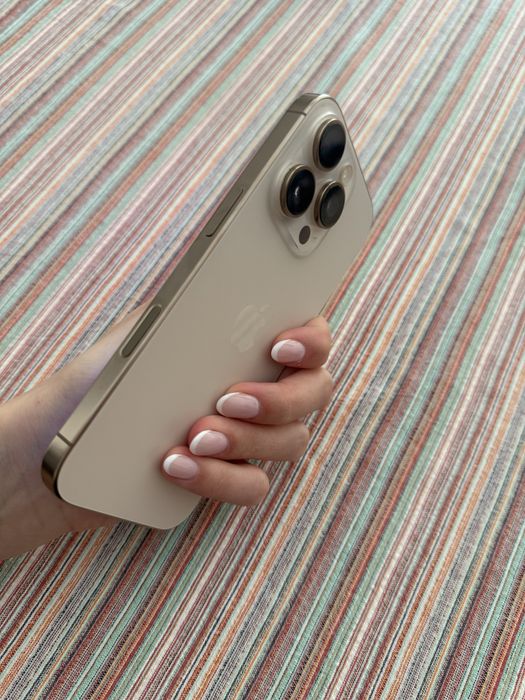 iphone 16 pro dourado