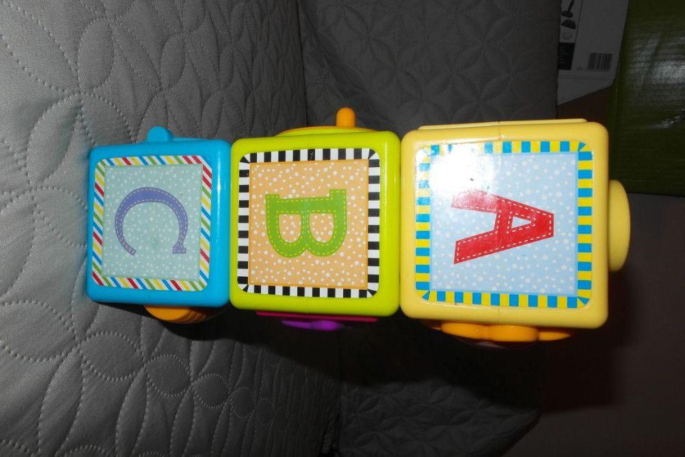 Kostki fisher‑price, zabawka sensoryczna