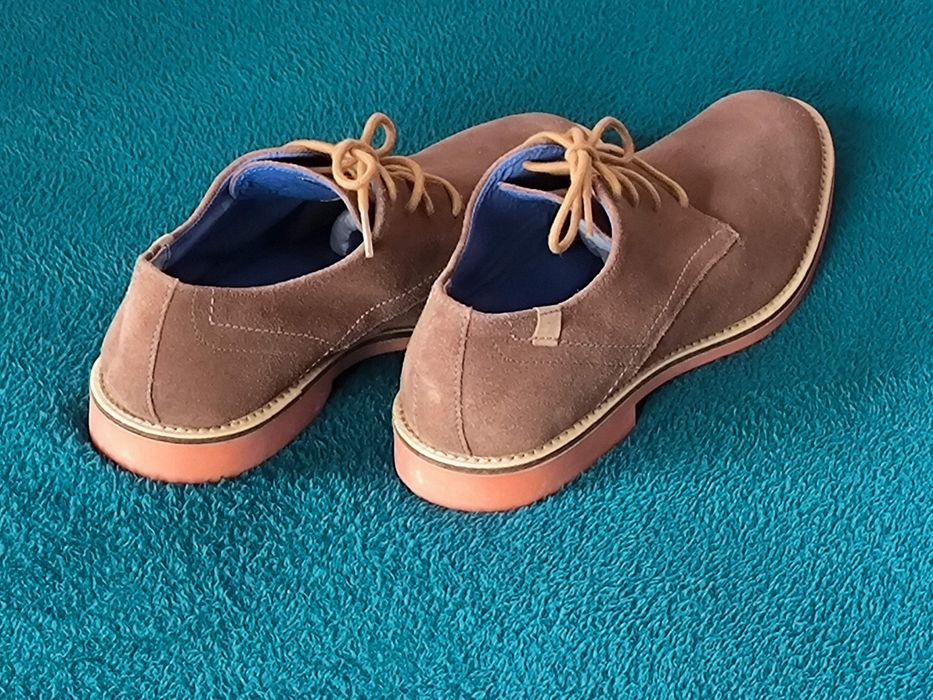 Zamszowe półbuty Skechers rozm. 45