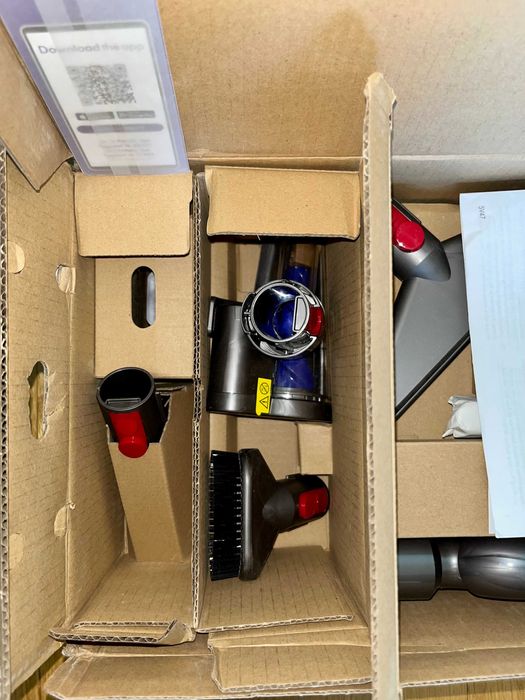 Пылесос Dyson V15 Detect Total Clean Extra NEW (10 насадок)