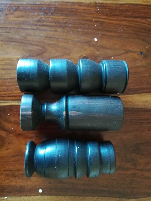 Castiçais de madeira, antigos