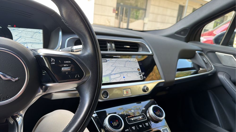 Jaguar I-PACE EV400 S AWD | IVA Dedutível | Garantia Jaguar