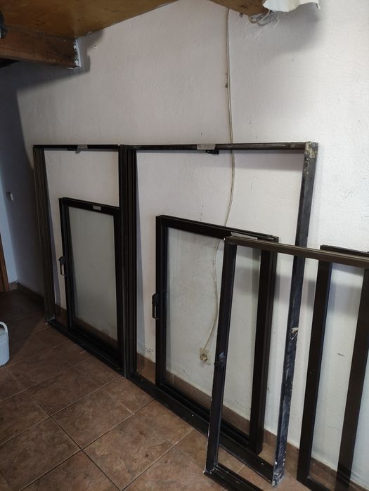 5 janelas de alumínio castanho - vidro simples