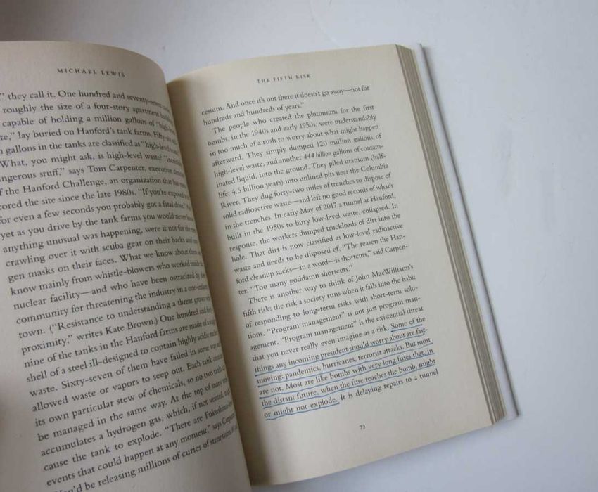 ESTADOS UNIDOS - Vários Livros de ou sobre DONALD TRUMP