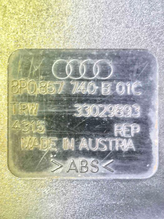 Encaixe de Cinto Trás Direito AUDI A3 Sportback