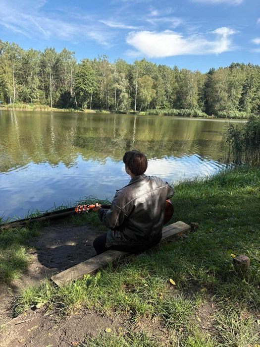 Nauka gry na gitarze dla początkujących | Lekcje od podstaw dla każdego!