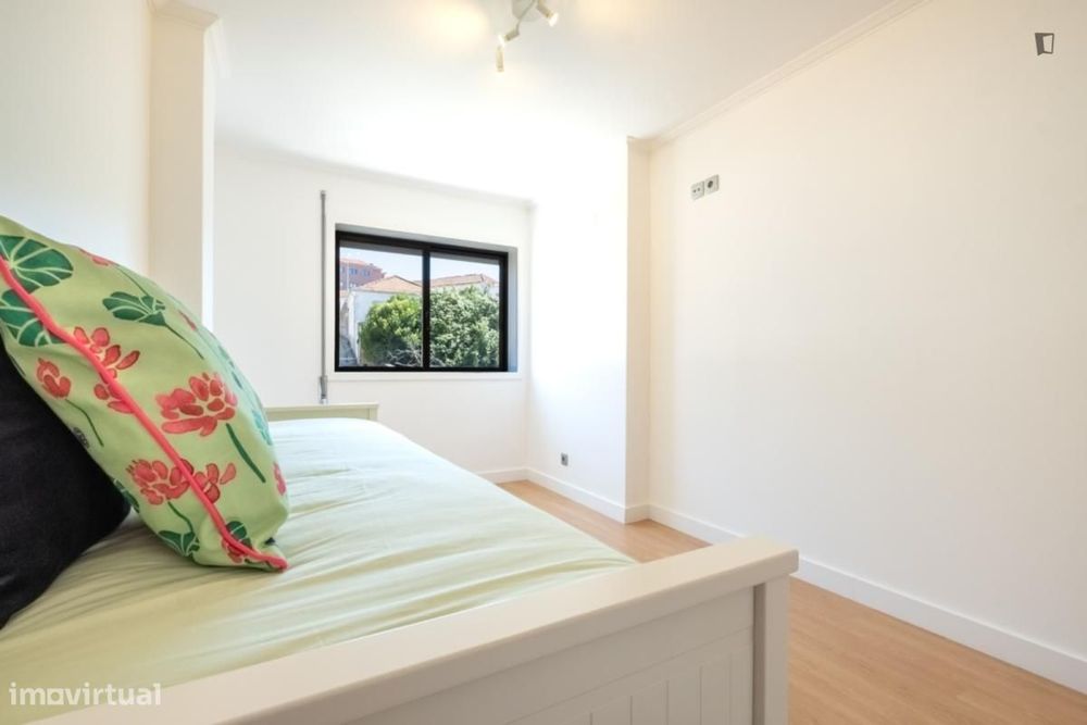 Apartamento com 3 quartos - localizado em Mafamude Porto