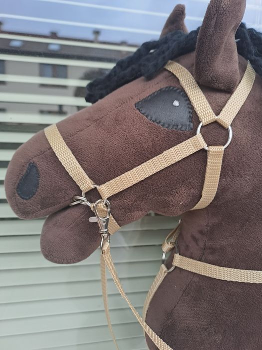 Zestaw ogłowie uprząż uzda dla hobby horse a3 z napierśnikami