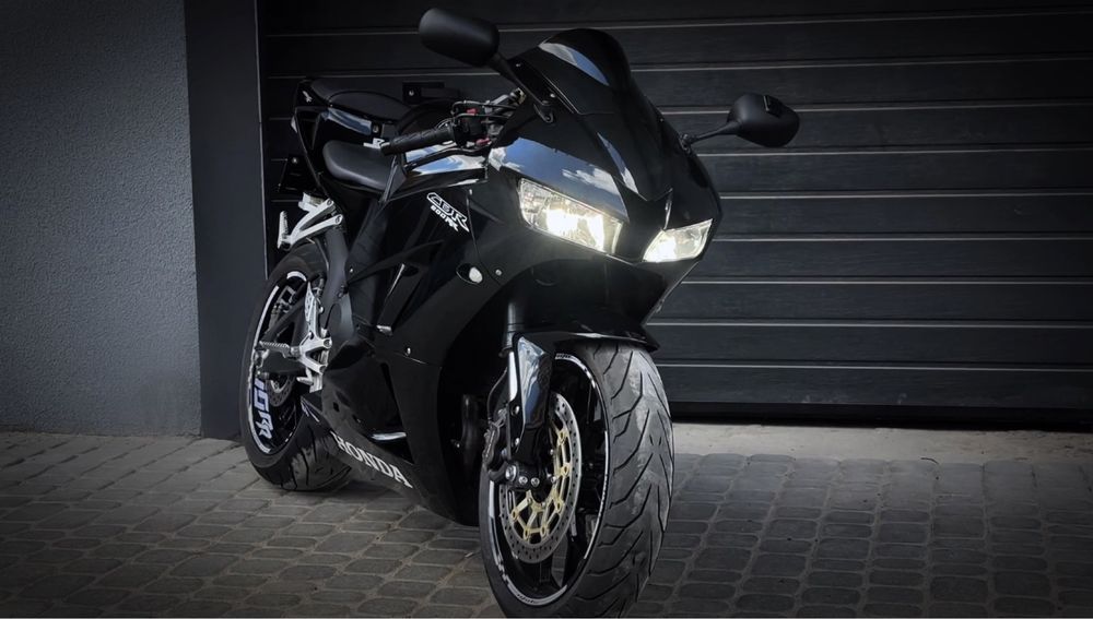 Honda cbr 600 rr
