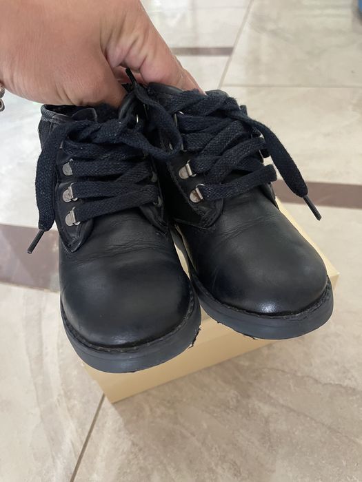 Зимові черевики Armani